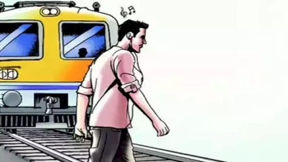 Kamalganj: तेज रफ्तार ट्रेन ने ली युवक की जान, पहचान में जुटी पुलिस Kamalganj: तेज रफ्तार ट्रेन ने ली युवक की जान, पहचान में जुटी पुलिस
