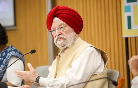 निरंतर मजबूत होता हमारा ऊर्जा क्षेत्र राष्ट्र की प्रगति का शुभ संकेत : हरदीप पुरी निरंतर मजबूत होता हमारा ऊर्जा क्षेत्र राष्ट्र की प्रगति का शुभ संकेत : हरदीप पुरी