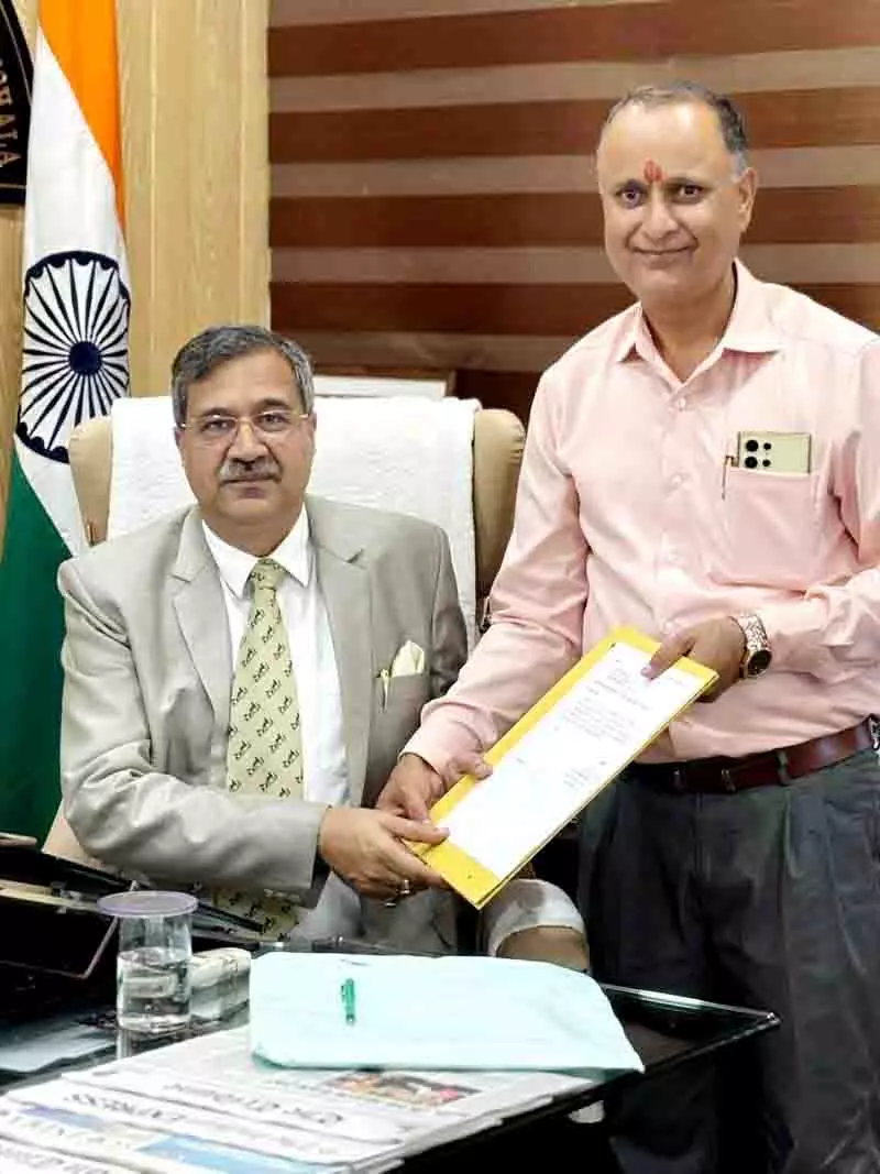 चार साल बाद, CUHP को आखिरकार एक स्थायी रजिस्ट्रार मिल गया चार साल बाद, CUHP को आखिरकार एक स्थायी रजिस्ट्रार मिल गया