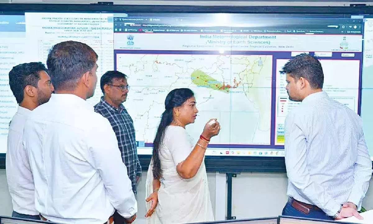 Andhra: गृह मंत्री ने बाढ़ रोकने के लिए कदम उठाने के आदेश दिए Andhra: गृह मंत्री ने बाढ़ रोकने के लिए कदम उठाने के आदेश दिए