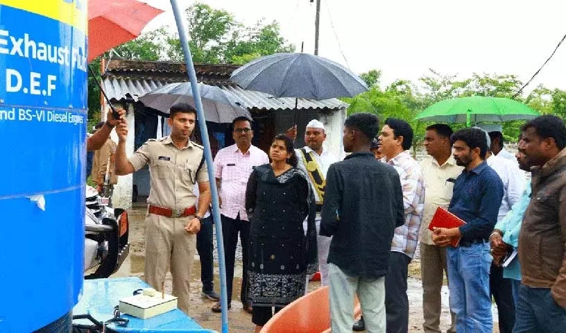 सब्सिडी वाले यूरिया के दुरुपयोग पर आपराधिक कार्रवाई: नलगोंडा कलेक्टर, एसपी सब्सिडी वाले यूरिया के दुरुपयोग पर आपराधिक कार्रवाई: नलगोंडा कलेक्टर, एसपी