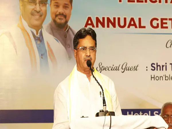त्रिपुरा को जल्द ही मिलेगा नया क्रिकेट मैदान और प्रशिक्षण अकादमी: CM माणिक साहा त्रिपुरा को जल्द ही मिलेगा नया क्रिकेट मैदान और प्रशिक्षण अकादमी: CM माणिक साहा