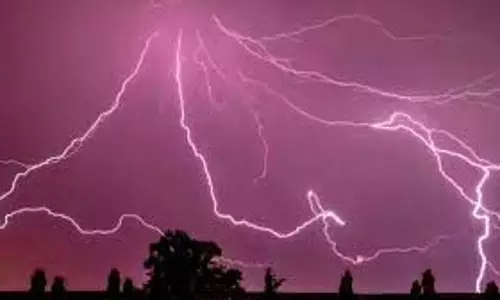 Kaushambi:आकाशीय बिजली की चपेट में आने से  महिला की मौत