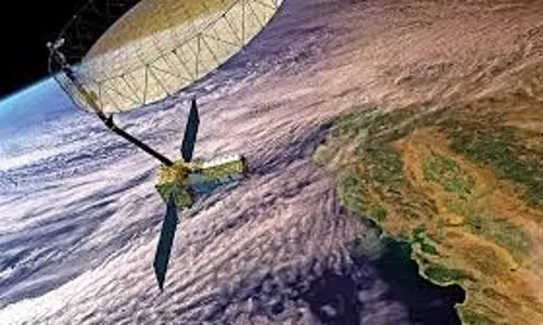 Science: इसरो-नासा के निसार उपग्रह को क्यों कहा जा रहा है पृथ्वी का महानायक, जानिए इसकी अद्भुत खूबियाँ