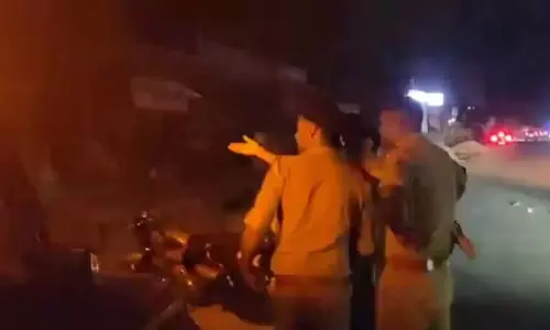 होटल से नाबालिग का रेस्क्यू, मुस्लिम युवक पर बंधक बनाने का आरोप