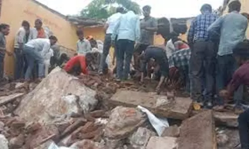 Jhalawar: 7 छात्रों की मौत के बाद भड़का ग्रामीणों का गुस्सा , सुरक्षाकर्मी तैनात