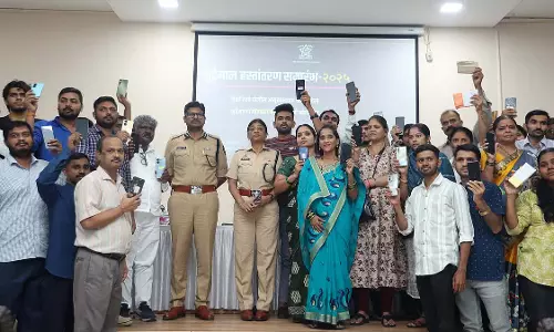 Mumbai : जीआरपी ने विशेष अभियान में ₹1.11 करोड़ मूल्य के 684 चोरी हुए फोन बरामद किएस Mumbai : जीआरपी ने विशेष अभियान में ₹1.11 करोड़ मूल्य के 684 चोरी हुए फोन बरामद किएस