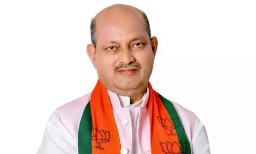 दिल्ली से लौटने के बाद ओडिशा BJP अध्यक्ष ने कहा, फिलहाल मंत्रिमंडल में कोई फेरबदल नहीं दिल्ली से लौटने के बाद ओडिशा BJP अध्यक्ष ने कहा, फिलहाल मंत्रिमंडल में कोई फेरबदल नहीं