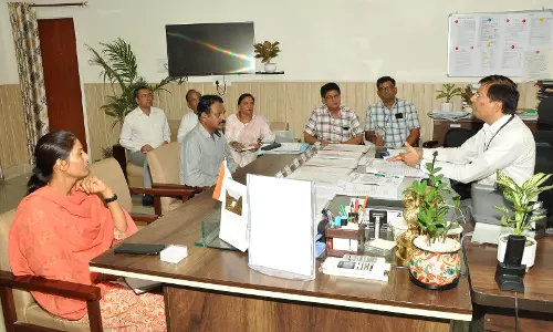 Jaipur: पशु चिकित्सा महाविद्यालयों में प्रवेश पारदर्शी और मेरिट के आधार पर हो Jaipur: पशु चिकित्सा महाविद्यालयों में प्रवेश पारदर्शी और मेरिट के आधार पर हो
