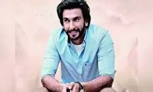 रणवीर सिंह का सड़क पर जाने से पहले का जरूरी सामान रणवीर सिंह का सड़क पर जाने से पहले का जरूरी सामान