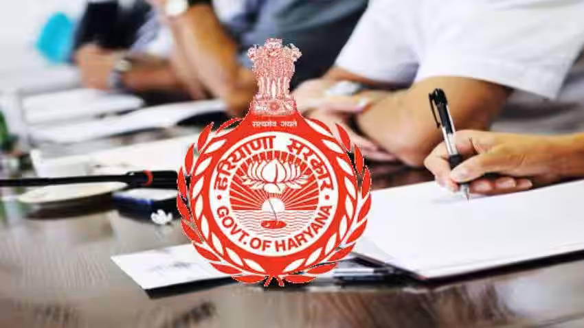 Haryana CET: नूंह में भारी पुलिस तैनाती, एंट्री प्रक्रिया शुरू Haryana CET: नूंह में भारी पुलिस तैनाती, एंट्री प्रक्रिया शुरू