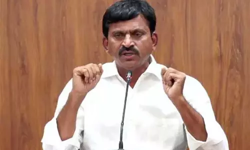 Telangana : मंत्रियों ने मामुनूर हवाई अड्डे और टेक्सटाइल पार्क की समीक्षा की