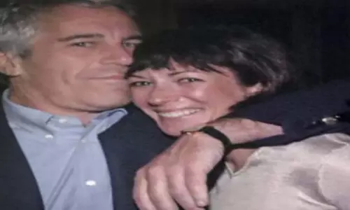 Epstein case में DOJ ने गिस्लेन मैक्सवेल से लगभग 100 लोगों से पूछताछ की Epstein case में DOJ ने गिस्लेन मैक्सवेल से लगभग 100 लोगों से पूछताछ की