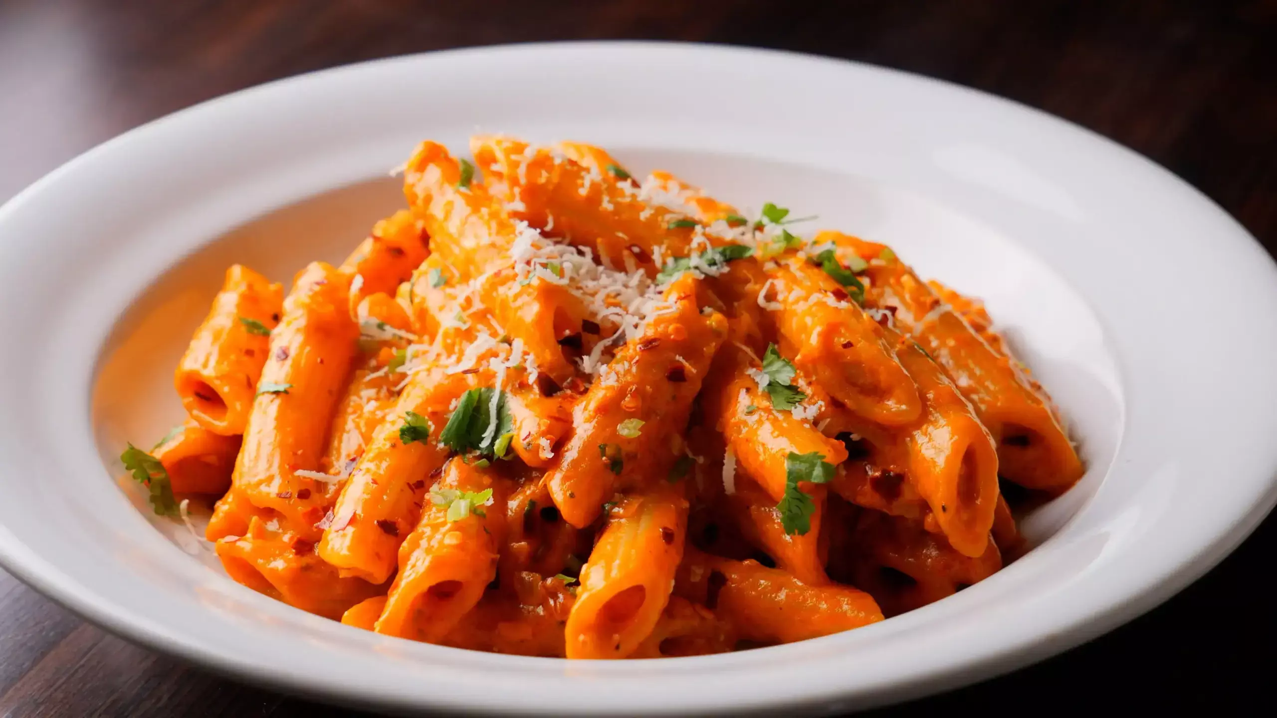 ट्राई करें Tomato Garlic Pasta