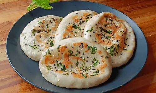 Breakfast में ट्राई करें टेस्टी-टेस्टी आलू कुलचा Breakfast में ट्राई करें टेस्टी-टेस्टी आलू कुलचा