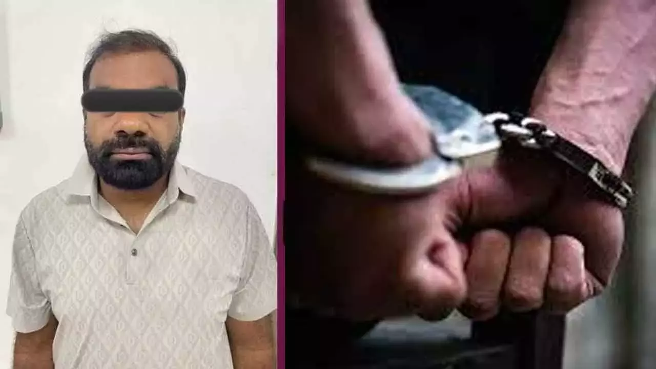 Telangana: 1.55 करोड़ रुपये के व्यापार ऋण धोखाधड़ी में व्यक्ति गिरफ्तार Telangana: 1.55 करोड़ रुपये के व्यापार ऋण धोखाधड़ी में व्यक्ति गिरफ्तार
