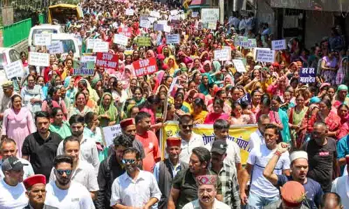 Himachal: बिजली महादेव तीर्थ तक रोपवे का विरोध