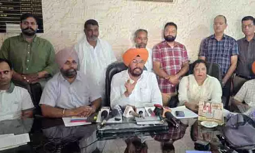 Amritsar: सरकार ने अजनाला फायर स्टेशन के उन्नयन के लिए 1.98 करोड़ रुपये जारी किए Amritsar: सरकार ने अजनाला फायर स्टेशन के उन्नयन के लिए 1.98 करोड़ रुपये जारी किए