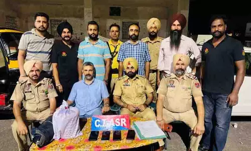 Punjab पुलिस ने दो अलग-अलग मामलों में 10 किलो हेरोइन जब्त की, 8 गिरफ्तार Punjab पुलिस ने दो अलग-अलग मामलों में 10 किलो हेरोइन जब्त की, 8 गिरफ्तार