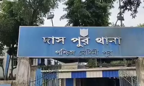 चाचा-भाई की ठगी के जाल में फंसे दो युवक चाचा-भाई की ठगी के जाल में फंसे दो युवक