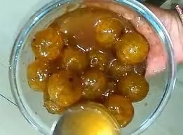 Recipe: बिना चीनी के बनाएं रसीला आंवले का मुरब्बा, मिनटों में तैयार Recipe: बिना चीनी के बनाएं रसीला आंवले का मुरब्बा, मिनटों में तैयार