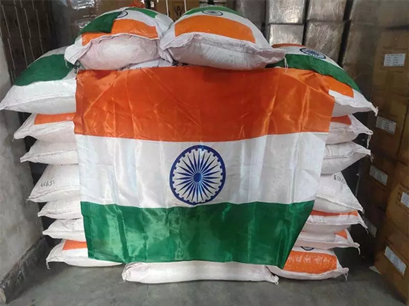 भारत ने फिजी को 5 टन काली आंखों वाले लोबिया के बीज भेजे भारत ने फिजी को 5 टन काली आंखों वाले लोबिया के बीज भेजे