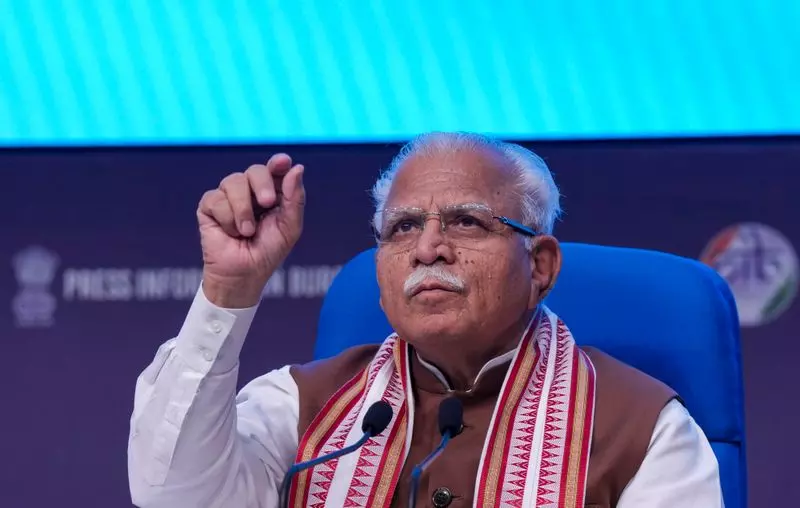 Haryana : जमीन से जुड़े रहें, भागें नहीं कांडा के दावों पर खट्टर की प्रतिक्रिया Haryana : जमीन से जुड़े रहें, भागें नहीं कांडा के दावों पर खट्टर की प्रतिक्रिया