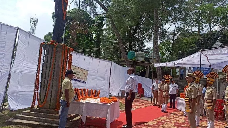 शहीदों को दी गई श्रद्धांजलि Hamirpur शहीदों को दी गई श्रद्धांजलि Hamirpur