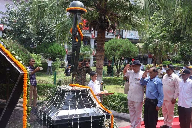 Mandi में युद्ध नायकों को सम्मानित किया गया Mandi में युद्ध नायकों को सम्मानित किया गया