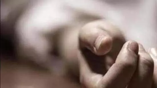 New Delhi : फैक्ट्री की छत गिरने से एक व्यक्ति की मौत New Delhi : फैक्ट्री की छत गिरने से एक व्यक्ति की मौत