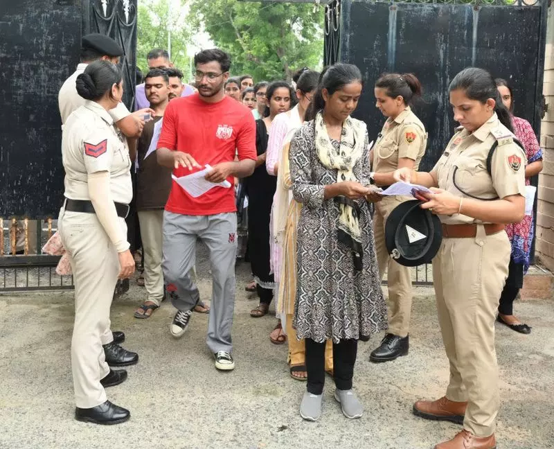 Haryana : उम्मीदवारों की सुविधा के लिए सीईटी पोर्टल फिर से खोला जाएगा एचएसएससी प्रमुख Haryana : उम्मीदवारों की सुविधा के लिए सीईटी पोर्टल फिर से खोला जाएगा एचएसएससी प्रमुख