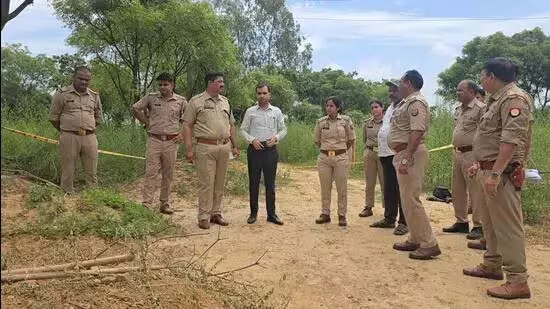 UP : दलित युवक से भागी लड़की की हत्या, 3 गिरफ्तार UP : दलित युवक से भागी लड़की की हत्या, 3 गिरफ्तार