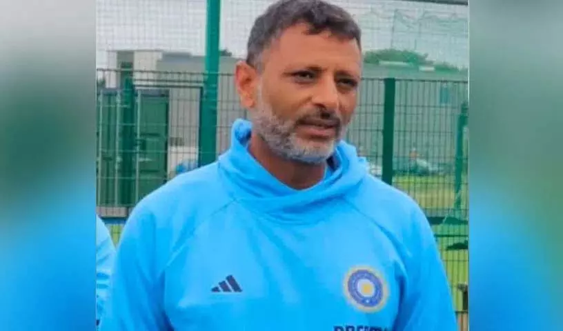 सितांशु कोटक का कहना है कि पंत अंतिम दिन बल्लेबाजी करेंगे सितांशु कोटक का कहना है कि पंत अंतिम दिन बल्लेबाजी करेंगे