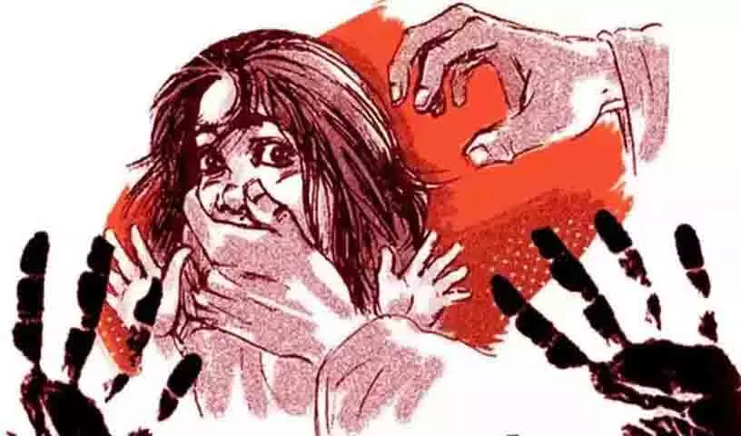 पुसलापहाड़ में कन्नाकुटुरी के साथ पिता का दुर्व्यवहार पुसलापहाड़ में कन्नाकुटुरी के साथ पिता का दुर्व्यवहार