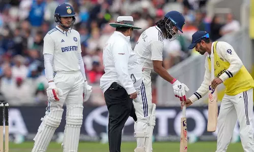 IND vs ENG Day-4: रोमांचक मोड़ पर पहुंचा मैच, गिल और राहुल ने संभाला मोर्चा; भारत इंग्लैंड से 137 रन पीछे IND vs ENG Day-4: रोमांचक मोड़ पर पहुंचा मैच, गिल और राहुल ने संभाला मोर्चा; भारत इंग्लैंड से 137 रन पीछे
