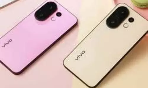 Vivo X200 FE :  iPhone 16 जैसे दिखने वाले Vivo X200 FE की सेल शुरू, मिल रहे शानदार ऑफर्स