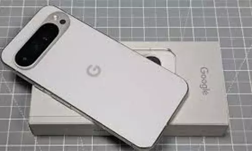 अभी दूर है गूगल लॉन्च इवेंट लेकिन पहले ही सामने आ गया Pixel 10 Pro,10 Pro XL का लुक, फोटो लीक