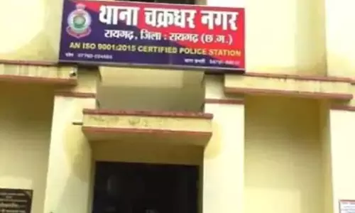मोबाइल ऑफ कर ड्राइवर फरार, सप्लाई करने निकला था 48 लाख के लोहे की पाइप मोबाइल ऑफ कर ड्राइवर फरार, सप्लाई करने निकला था 48 लाख के लोहे की पाइप