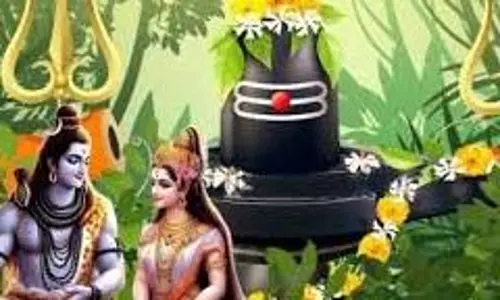 Hariyali Teej: आज है हरियाली तीज, जानें कैसे खोलें व्रत, विधि और नियम Hariyali Teej: आज है हरियाली तीज, जानें कैसे खोलें व्रत, विधि और नियम