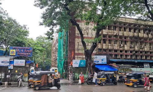 Mumbai : सांताक्रूज़ के वी एन देसाई अस्पताल में रेडियोलॉजी ठप, ब्लड बैंक बंद, सुरक्षा भंग