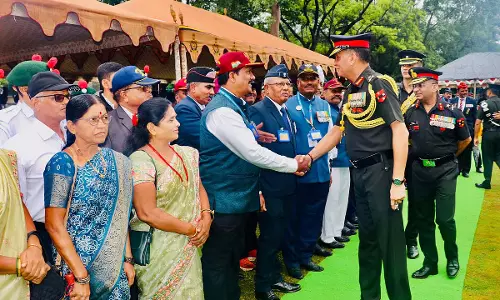 Pune : दक्षिणी कमान ने 26वें कारगिल विजय दिवस को श्रद्धांजलि और जन संपर्क के साथ मनाया Pune : दक्षिणी कमान ने 26वें कारगिल विजय दिवस को श्रद्धांजलि और जन संपर्क के साथ मनाया