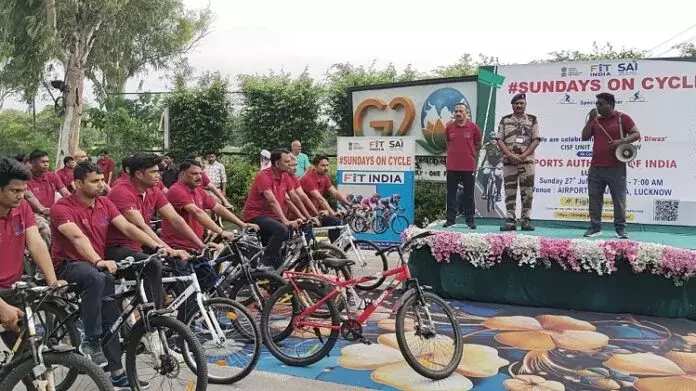 Lucknow: ‘फिट इंडिया मूवमेंट’ के तहत कारगिल विजय दिवस पर रैली