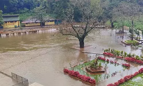 भारी बारिश: नदियां उफान पर, कुछ जिलों के लिए ऑरेंज अलर्ट