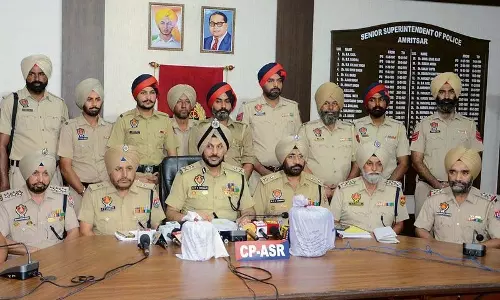 Amritsar में 11 किलो हेरोइन जब्त, 9 गिरफ्तार