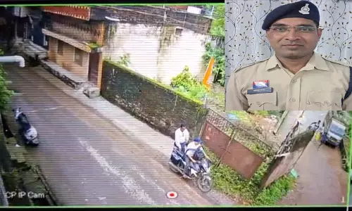 पुलिसकर्मी ने अपने मोहल्ले की सुरक्षा के लिए लगाए कैमरे, एसपी ने की तारीफ पुलिसकर्मी ने अपने मोहल्ले की सुरक्षा के लिए लगाए कैमरे, एसपी ने की तारीफ