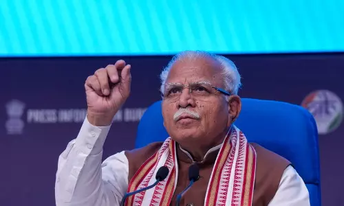 Haryana :  जमीन से जुड़े रहें, भागें नहीं कांडा के दावों पर खट्टर की प्रतिक्रिया