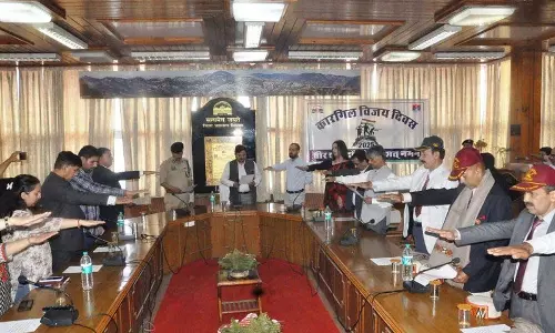Kargil युद्ध की कहानियाँ, पूर्व सैनिकों ने अपने अनुभव साझा किए Kargil युद्ध की कहानियाँ, पूर्व सैनिकों ने अपने अनुभव साझा किए