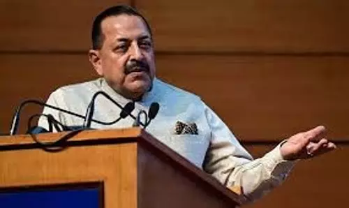 केंद्रीय मंत्री जितेंद्र सिंह ने कठुआ में सुरक्षा हालात की समीक्षा की