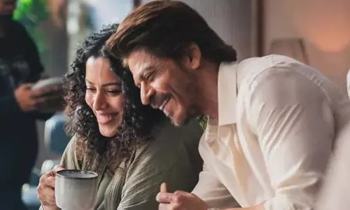 सच्चे सज्जन विज्ञापन पर शाहरुख को मिला सोना मोहपात्रा का समर्थन