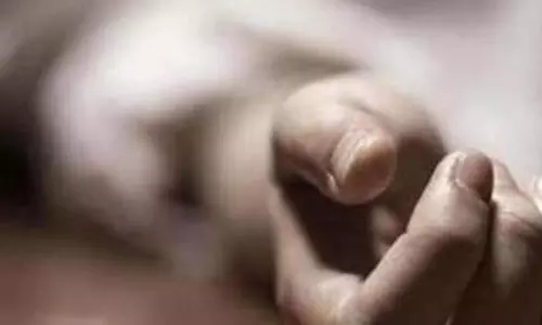 New Delhi : फैक्ट्री की छत गिरने से एक व्यक्ति की मौत